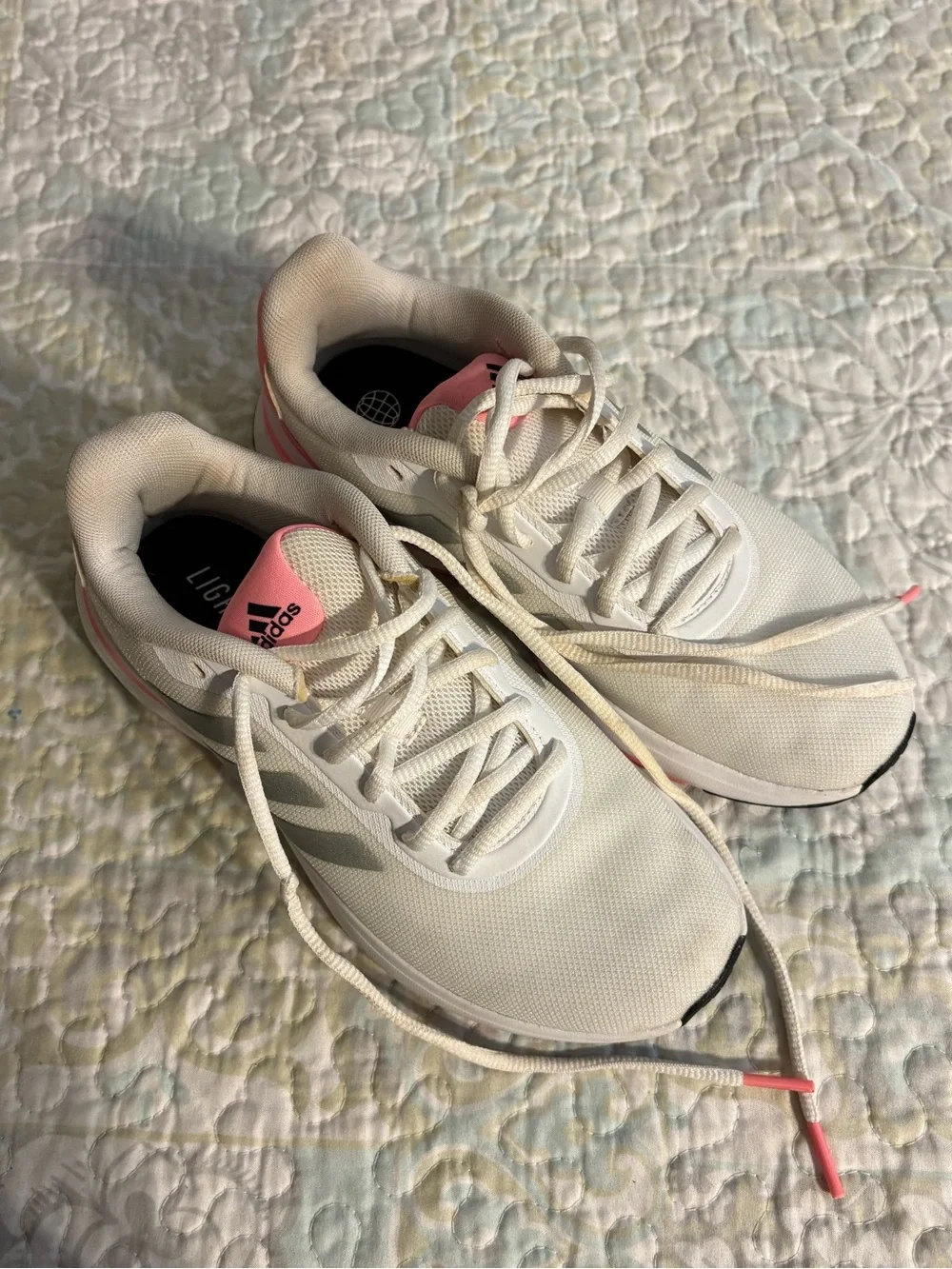 adidas Women's Lightmotion pink and white lightweight Athletic Sneakers